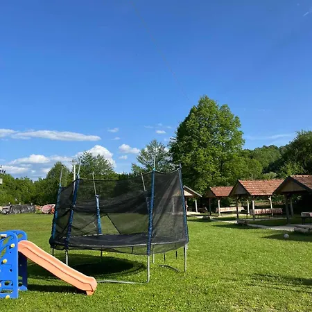 Seosko Domacinstvo Rajska Dolina *