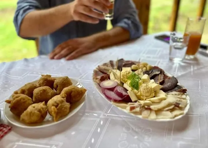 Seosko Domacinstvo Rajska Dolina Ferienhaus Banja Luka
